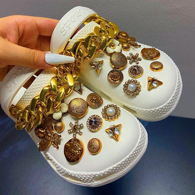 Summer Women Slippers Shoes With Charms Jewelry Garden Shoes Wedges Platform Sandals Antiskid Clogs Crystal Shoe Charms For Clog Sandals Jewelry Pearl Rhinestones Diamond Bling Shoe Decoration Fits Hole Shoes For Women