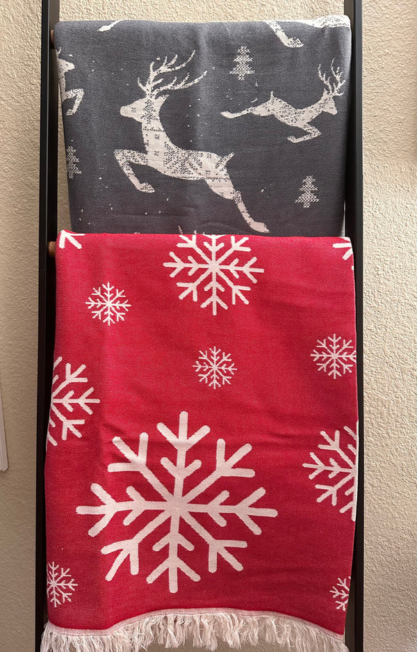 Christmas Reindeer Snowflake Turkish Cotton Throw Blanket 56×72 – Soft Organic Holiday Decor Gift