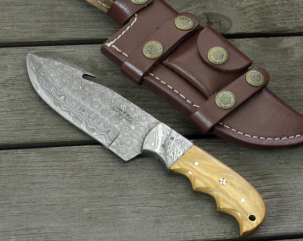 Tranquility Gut Hook Knife with Olive Wood Handle