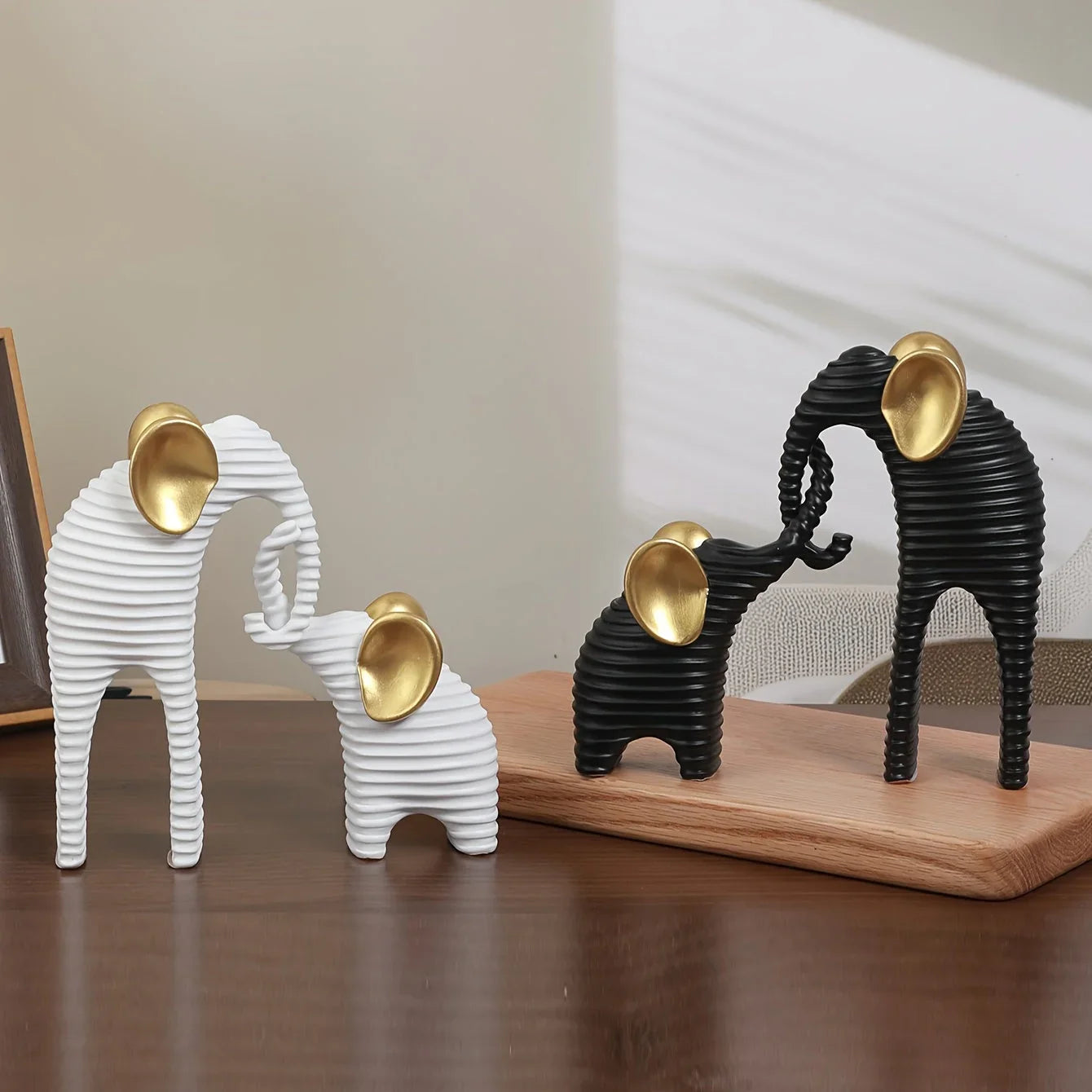 Two High-End Black And Golden/White And Golden Parent- Elephant Figurines for Home Decor, Suitable for Living Rooms, Entryways, Wine Cabinets, And TV Stands.