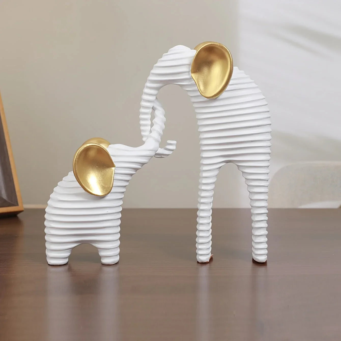 Two High-End Black And Golden/White And Golden Parent- Elephant Figurines for Home Decor, Suitable for Living Rooms, Entryways, Wine Cabinets, And TV Stands.