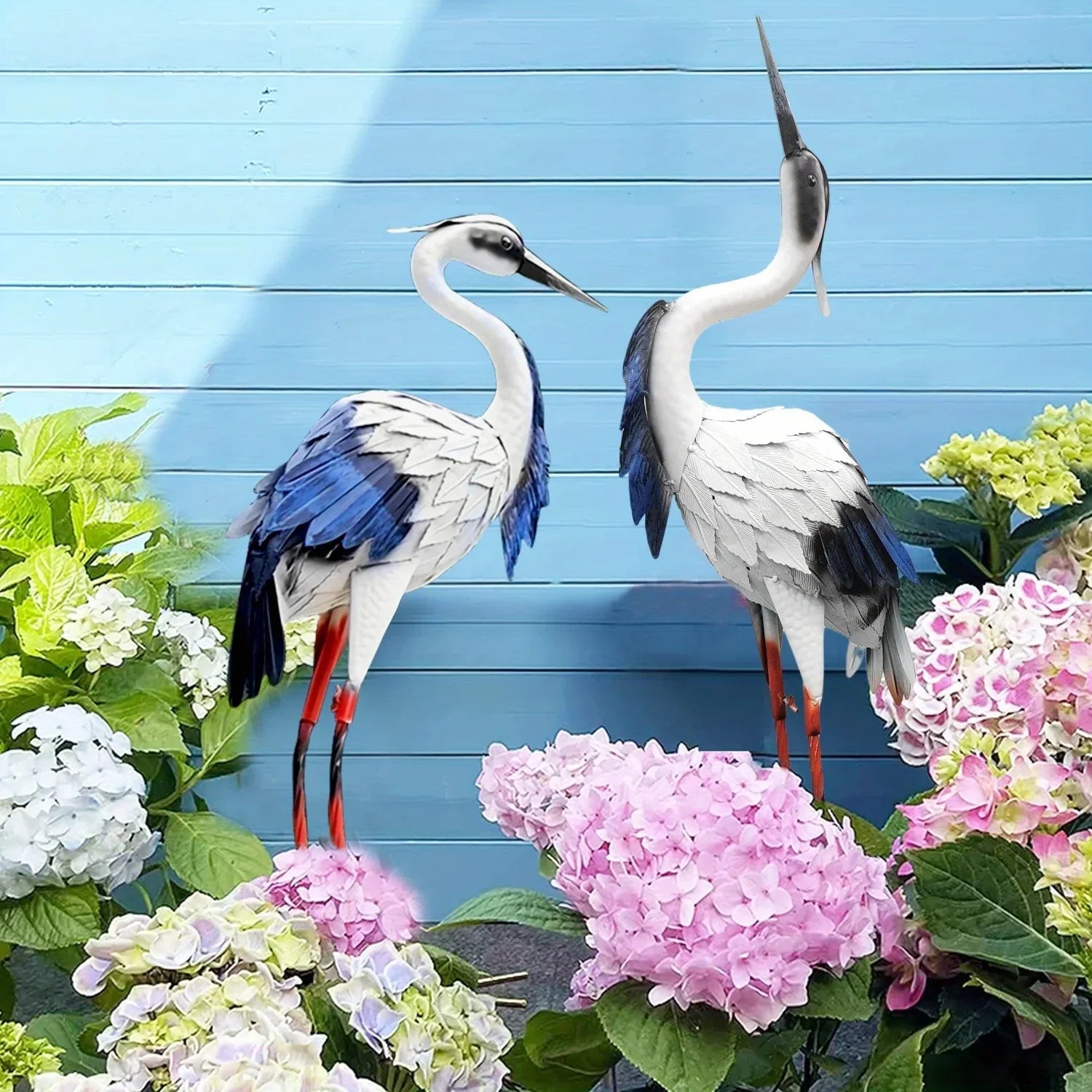 Two Pairs of Elegant White Crane Statues, with Head Up and Head Down Styles, Smooth Metal Design, Courtyard Villa Garden Decoration, Lawn and Gardening, Outdoor Bird Garden Decoration, Metal Crafts