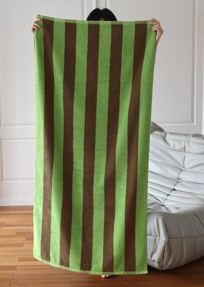 Ultra Soft Absorbent Retro Stripe Bath Towel - 100% Organic Premium Combed Cotton
