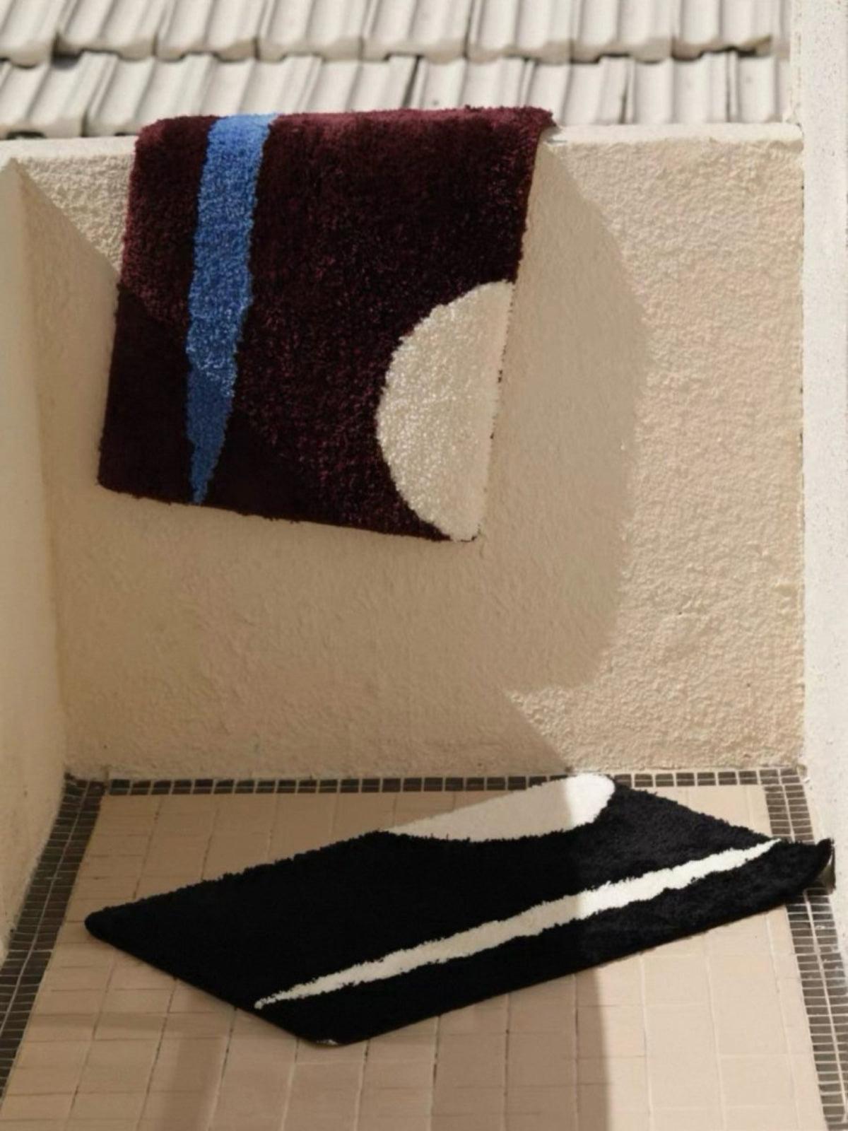 Ultra Soft Contemporary Abstract Bath Rug, Absorbent, Anti-slippery Mat