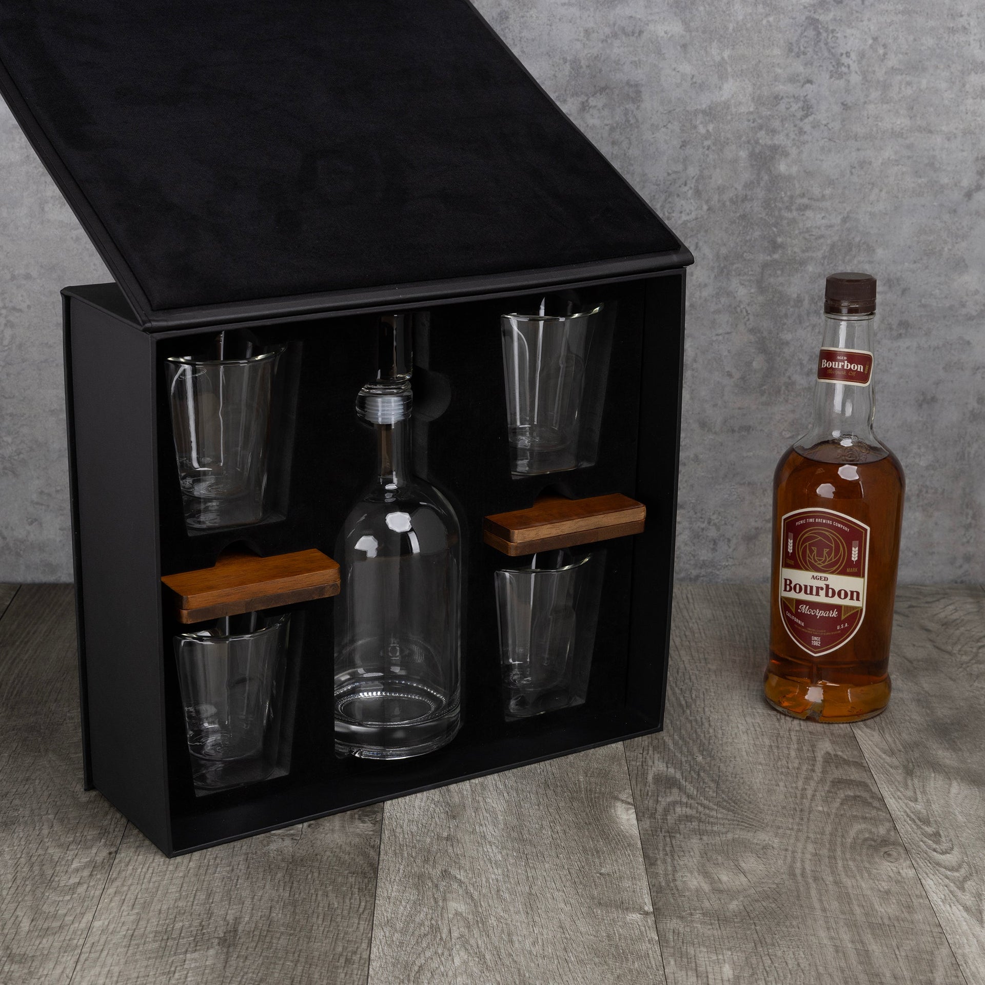Ambassador Whiskey Box with Decanter and 4 Lowball Glasses Picnic Time Family of Brands