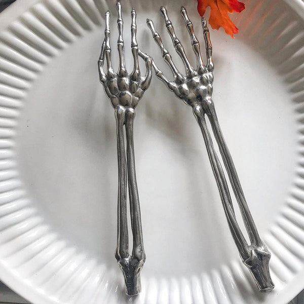 Skeleton Salad Server