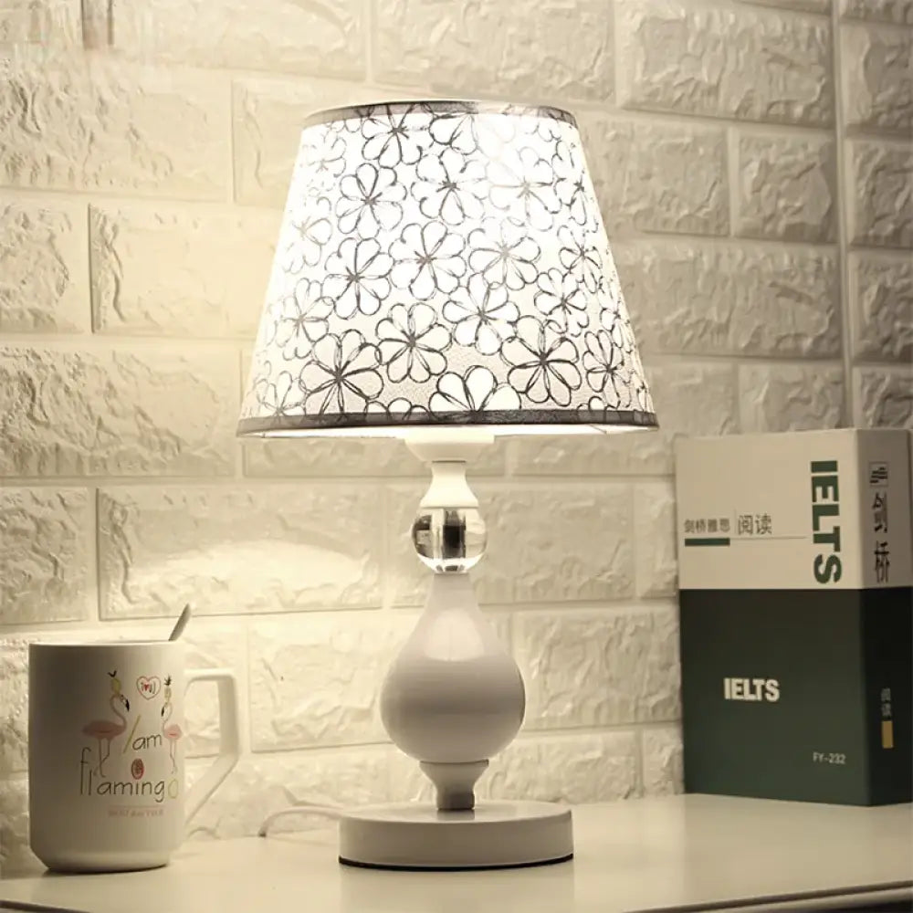 Versatile Table Lamp | Modern Bedroom & Bedside Lighting