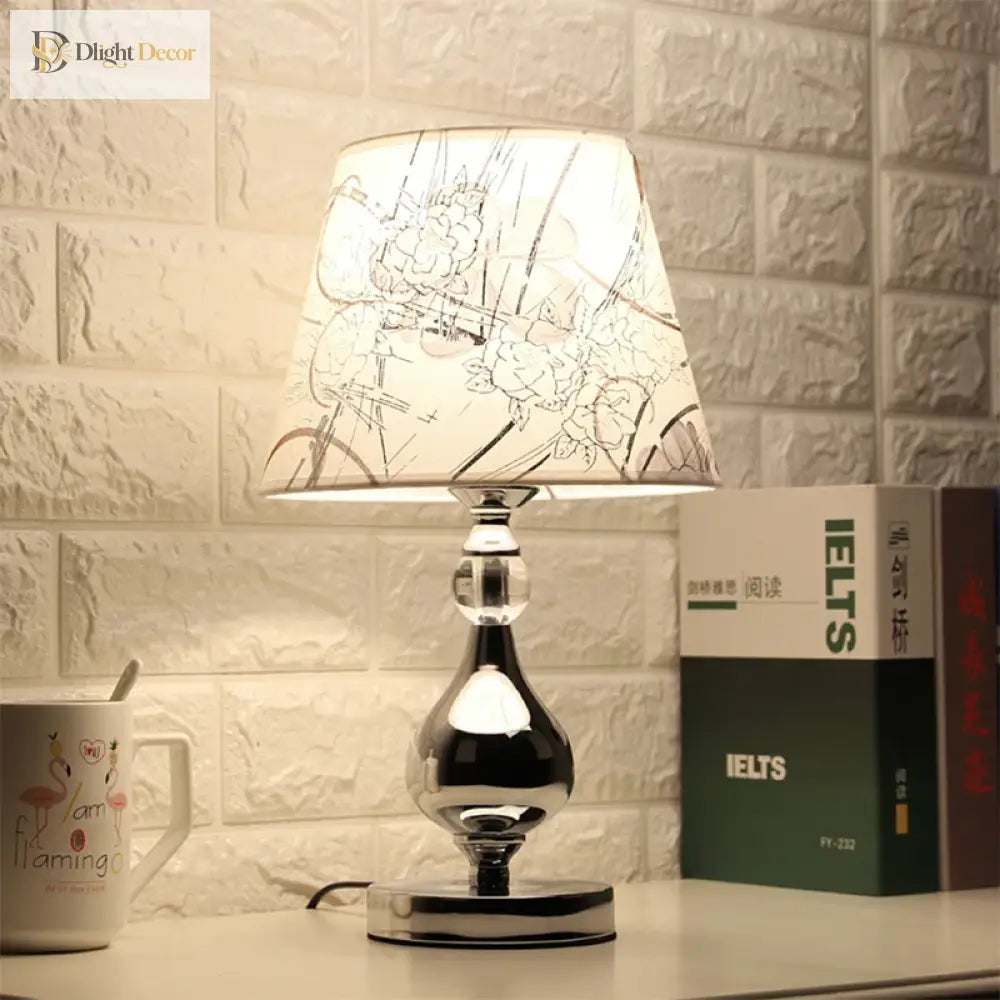 Versatile Table Lamp | Modern Bedroom & Bedside Lighting