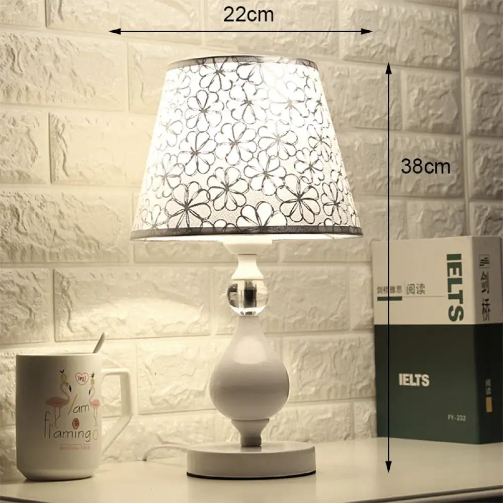 Versatile Table Lamp | Modern Bedroom & Bedside Lighting
