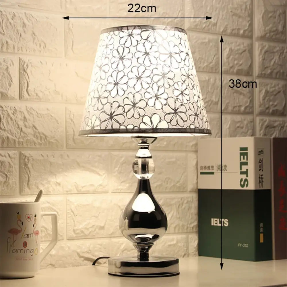 Versatile Table Lamp | Modern Bedroom & Bedside Lighting