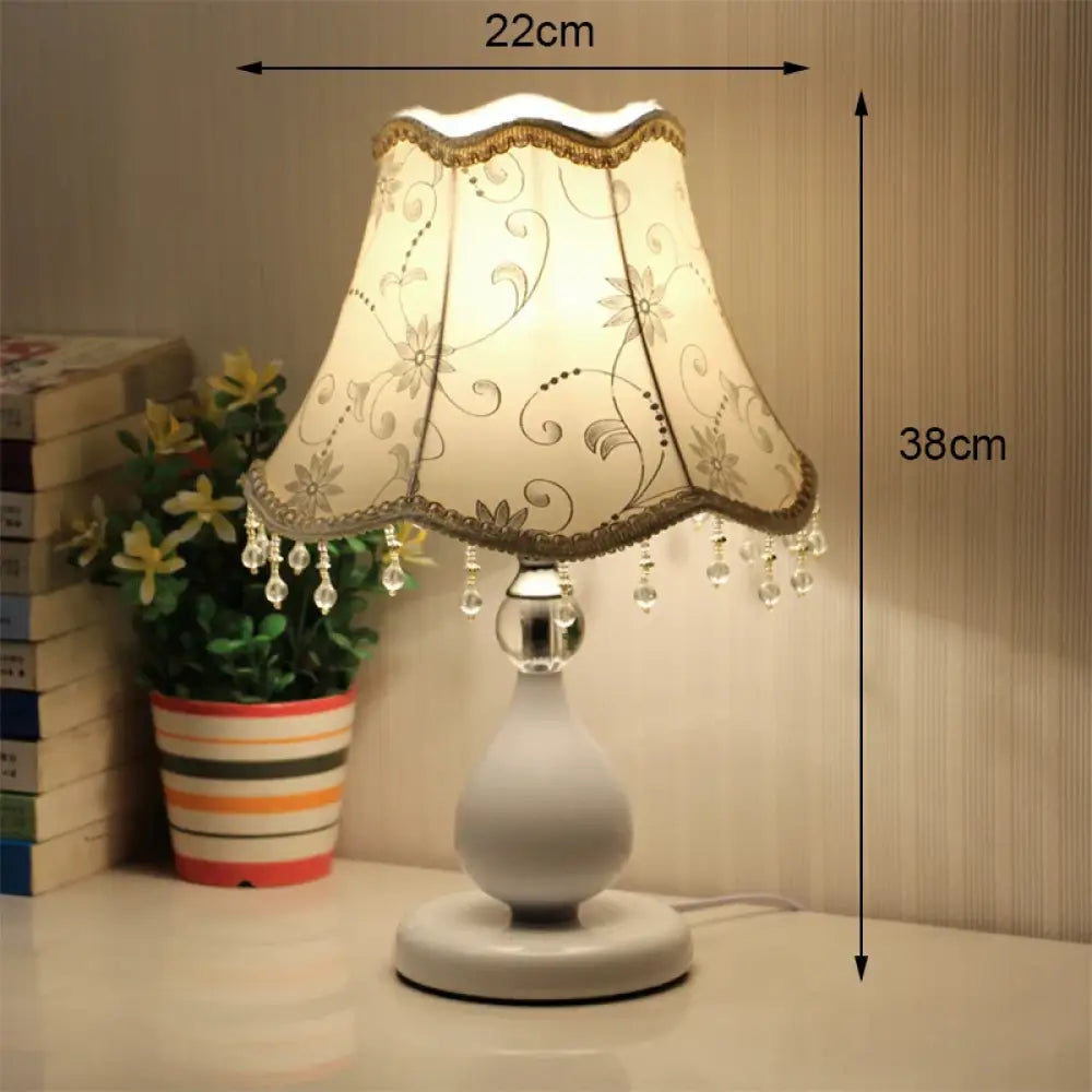 Versatile Table Lamp | Modern Bedroom & Bedside Lighting