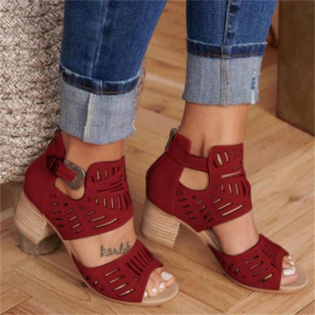 Vintage Hollow Out Sandals Mid Heel Summer Slip-On Buckle Shoes Artificial Open Toe Casual Wedding Hollow Out Lace Closure Low Heels Sandals For Women Peep Toe Comfort Non-Slip Flat Sandals