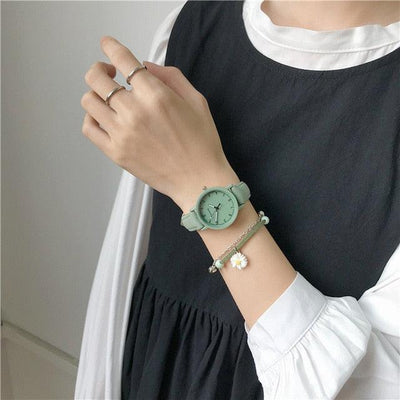Vintage Leather Simple Women Watches Fashion Quartz Watch Wristwatches Retro Casual Watches Brown Leather Classic Analog Quartz Fashion Simple Ladies Quartz Watches