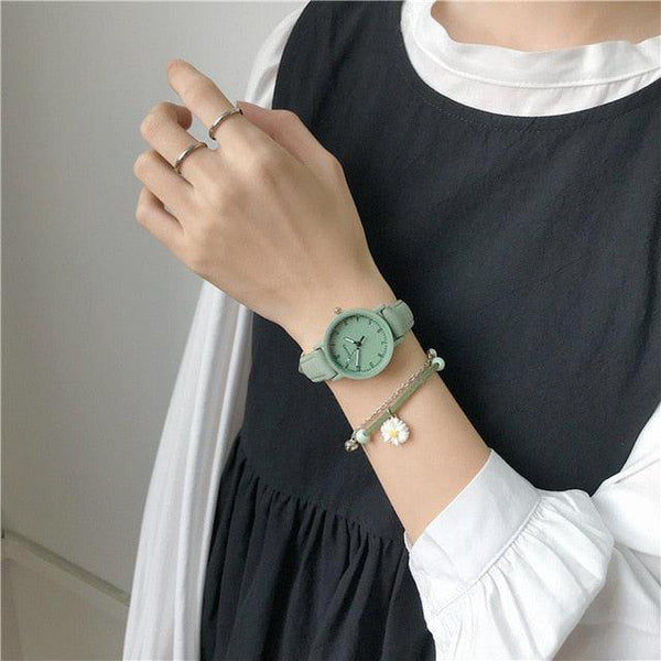 Vintage Leather Simple Women Watches Fashion Quartz Watch Wristwatches Retro Casual Watches Brown Leather Classic Analog Quartz Fashion Simple Ladies Quartz Watches