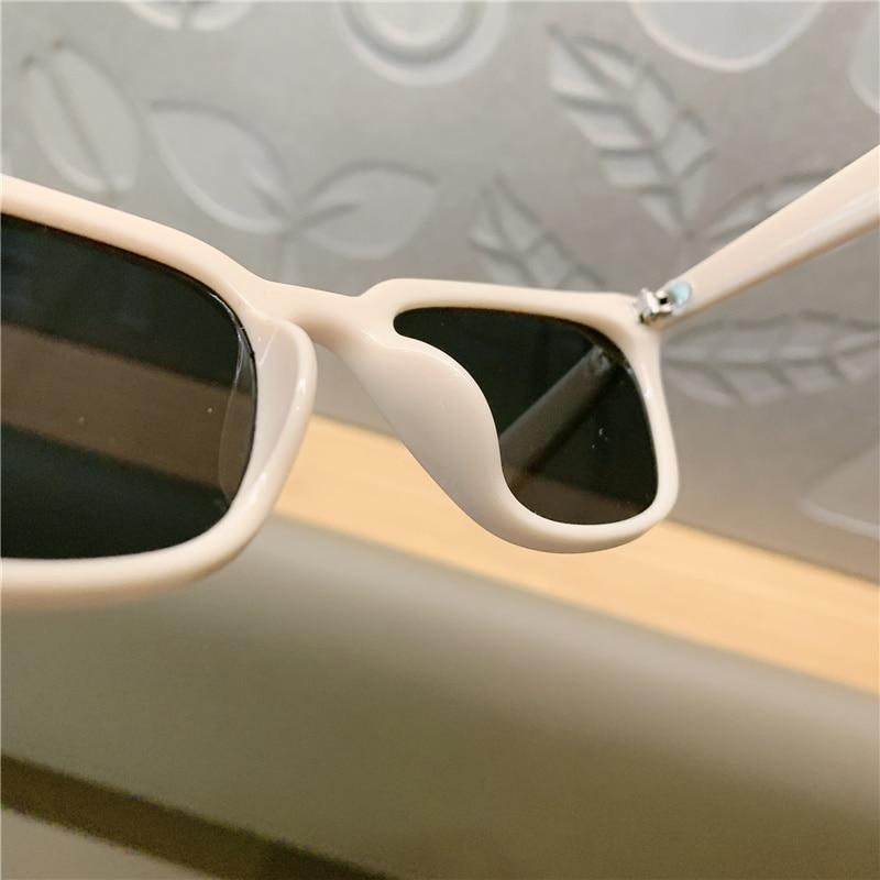 Vintage Narrow Cat Eye Sunglasses Cat's Eye Style Sunglasses For Women New Retro Style & Fashionable & Designer Shades Of Glasses Elegant Sunglasses
