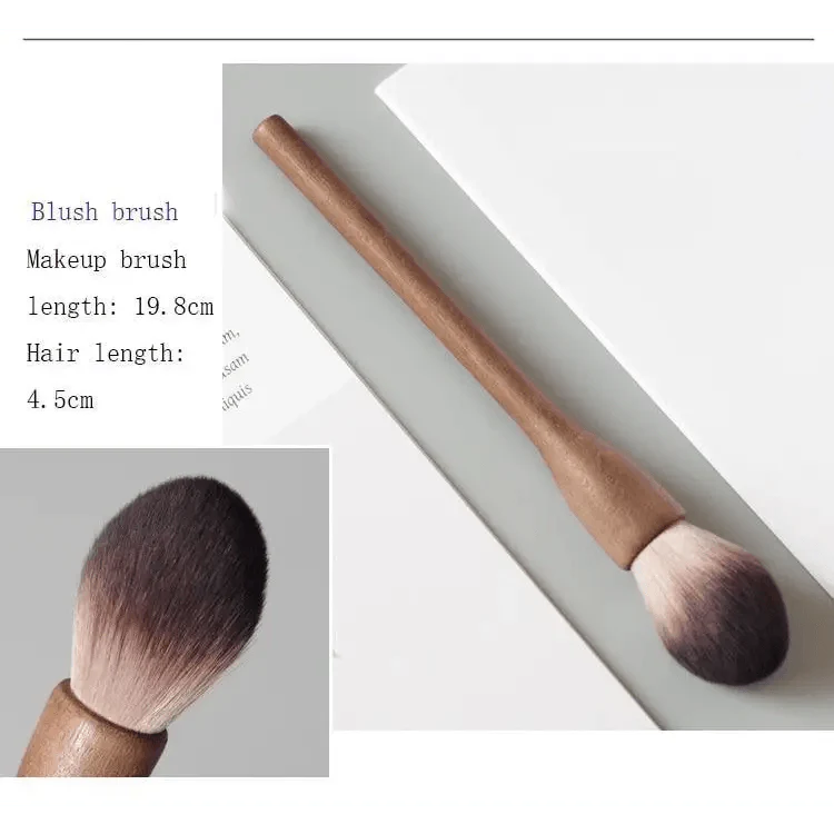 Vintage Style 1Pcs European Wood Handle Makeup Brush High Quality Loose Powder Brush Foundation Brush Super Soft Theatre Makeup