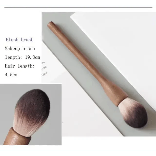 Vintage Style 1Pcs European Wood Handle Makeup Brush High Quality Loose Powder Brush Foundation Brush Super Soft Theatre Makeup