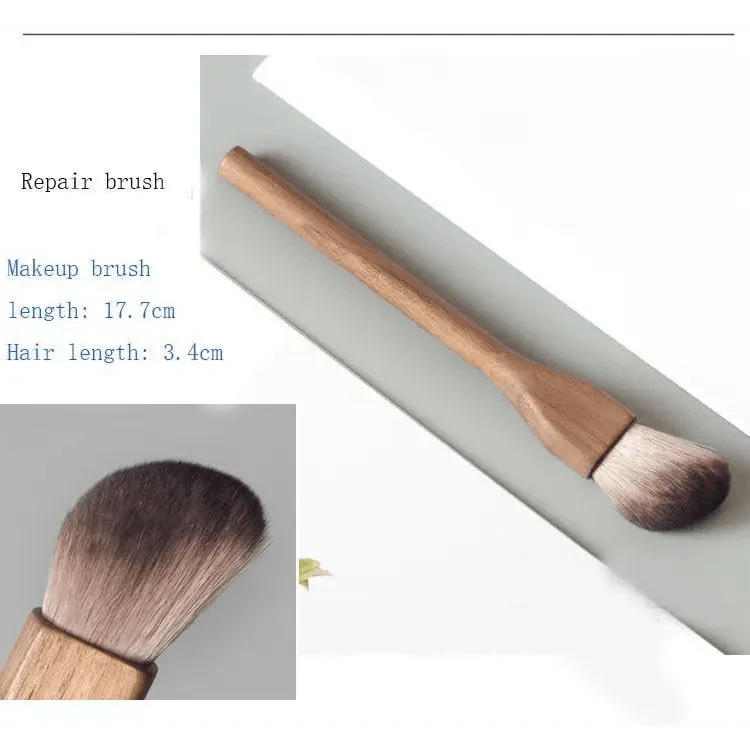Vintage Style 1Pcs European Wood Handle Makeup Brush High Quality Loose Powder Brush Foundation Brush Super Soft Theatre Makeup