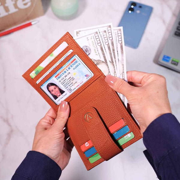 Women's AirTag Wallet Deluxe Smart VN300