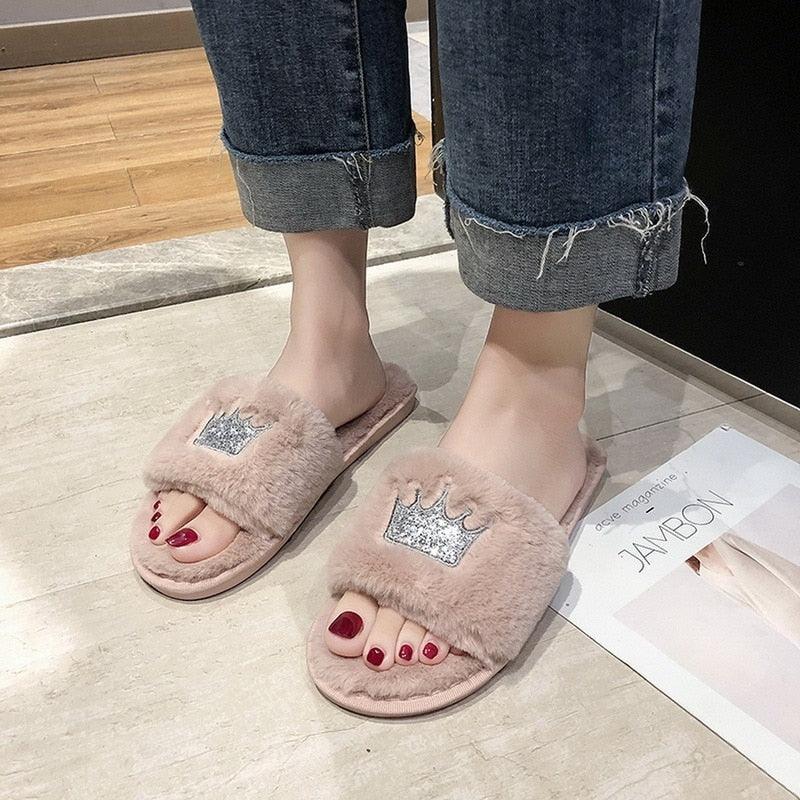 Warm Fluffy Slippers Women Faux Fur Slipper Indoor Floor Slides Flat Soft Furry House Warm Comfortable Fuzzy Furry Bedroom Slippers Indoor Cozy Memory Foam Anti-Slip Flip Flops