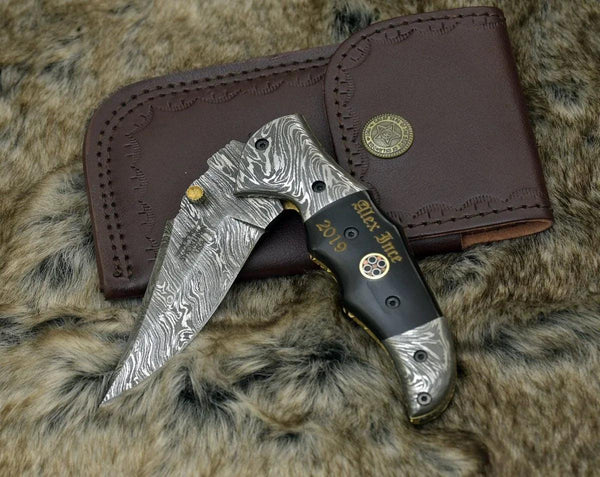 Warthog Damascus Tracker Knife with Horn Handle - Gifts for You 'n Me