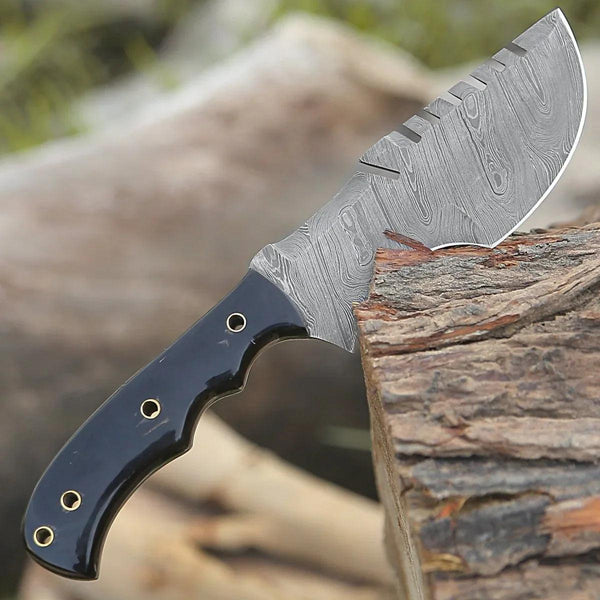 Warthog Damascus Tracker Knife with Horn Handle - Gifts for You 'n Me