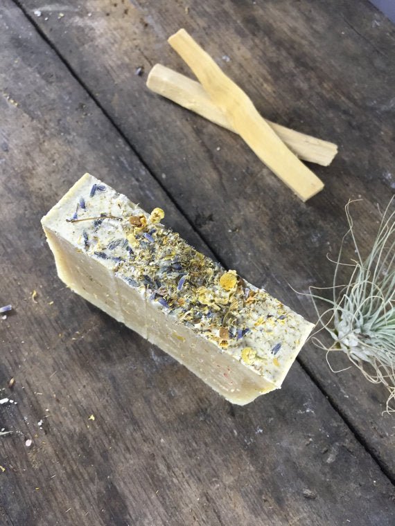 Chamomile & Lavender Soap Bar – Vegan Organic Relaxation Soap 4oz
