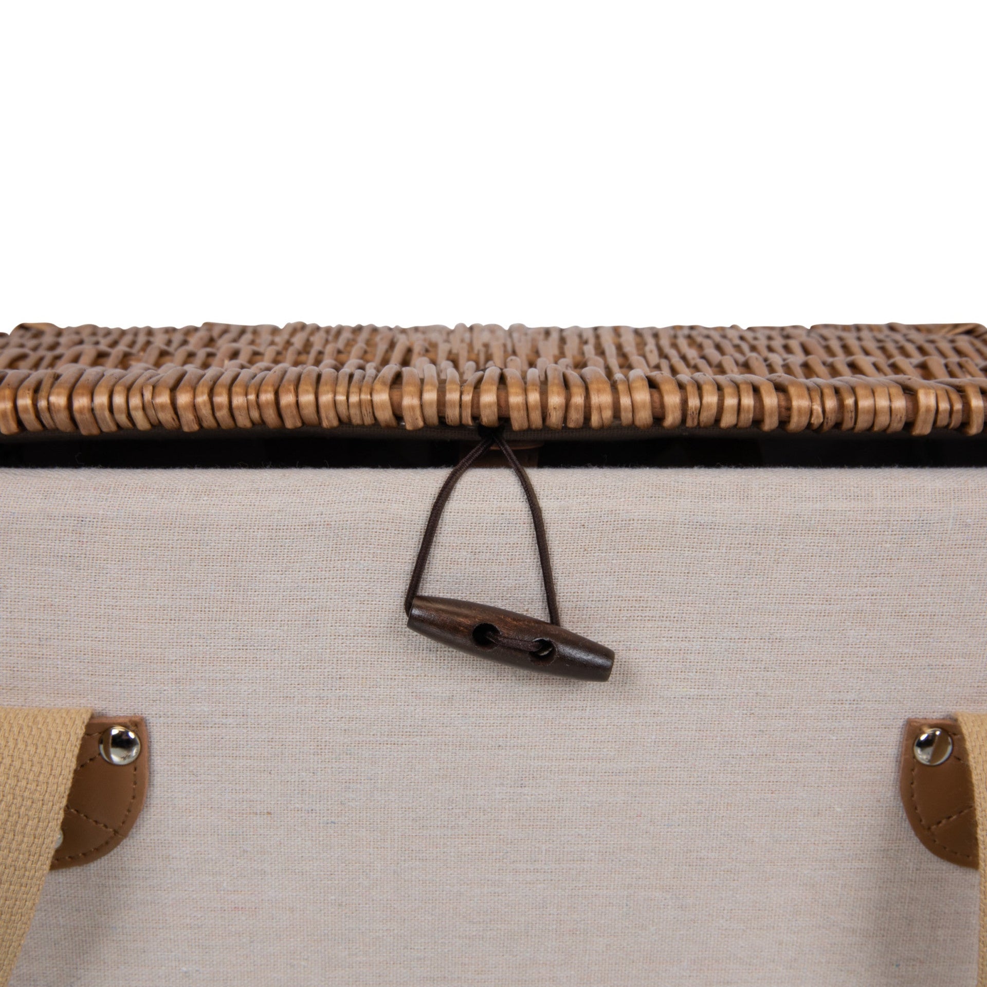 Lemongrove Picnic Basket for 2 - Bees & Lemons Picnic Time Family of Brands