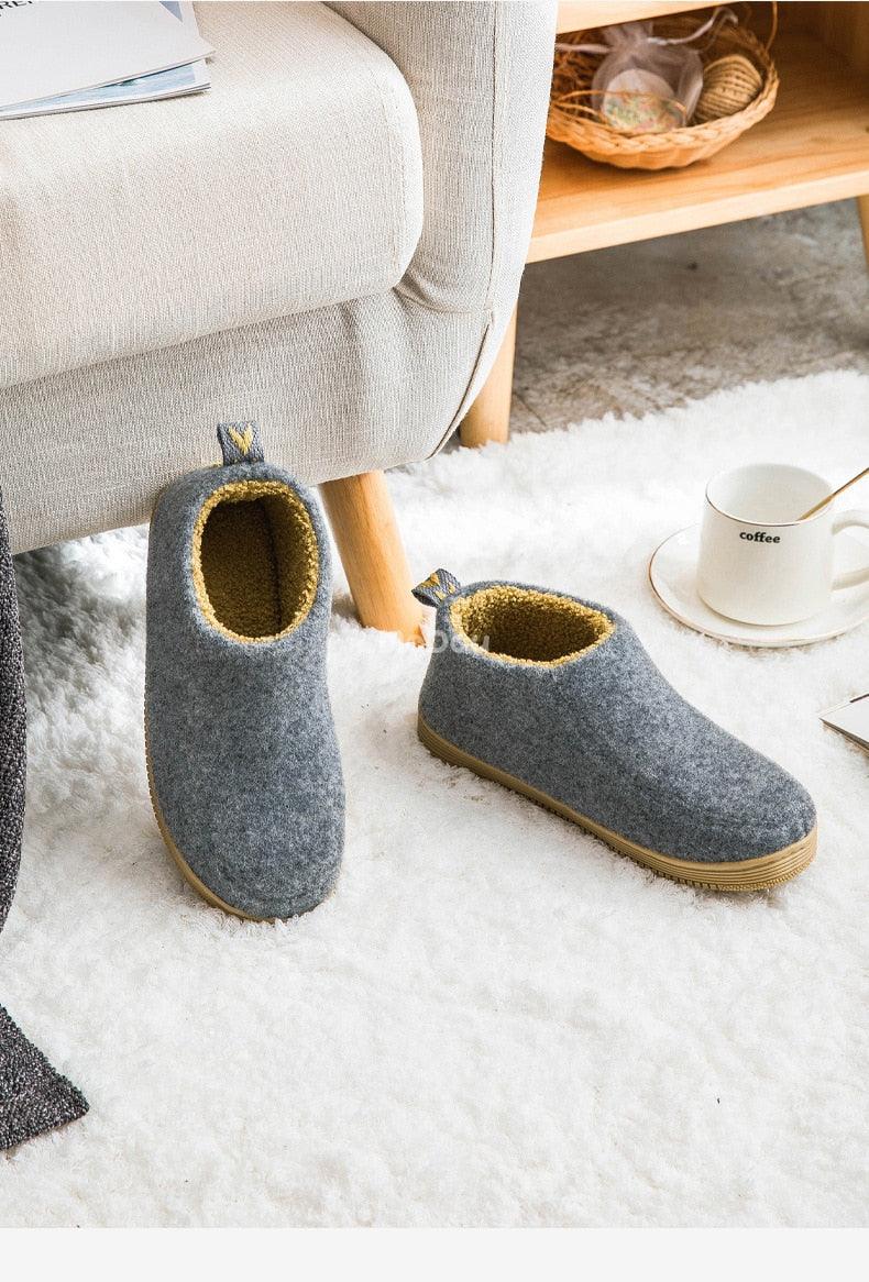 Winter Autumn New Stylish Home Mens Warm Shoes Thick Sole Bedroom Non Slip Wrapped Heel Slippers Women Felt Shoes Slip-On Knit Slippers Memory Foam Slippers