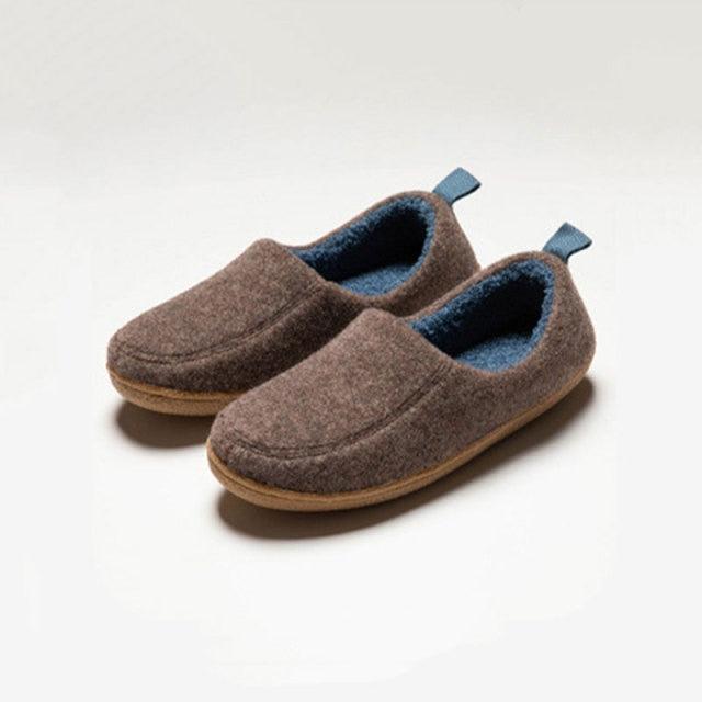 Winter Autumn New Stylish Home Mens Warm Shoes Thick Sole Bedroom Non Slip Wrapped Heel Slippers Women Felt Shoes Slip-On Knit Slippers Memory Foam Slippers