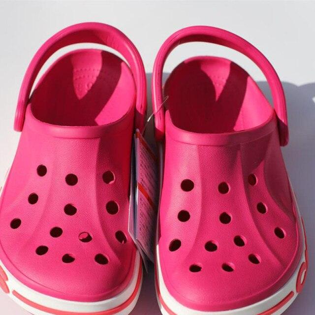 Women Beach Clogs Garden Shoes Couple Non-Slip Slides Sandals Children Comfortable Slip-on Outdoor Clogs Summer Beach Sandals For Women And Men Outdoor Walking Shoes