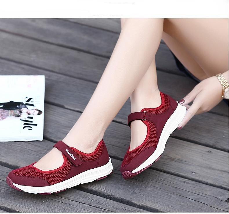 Women Flat Casual Fashion Breathable Mesh Tenis Shoes Women Summer Flat Soft Fashion Lightweight Slip-On Super Light Women Shoes