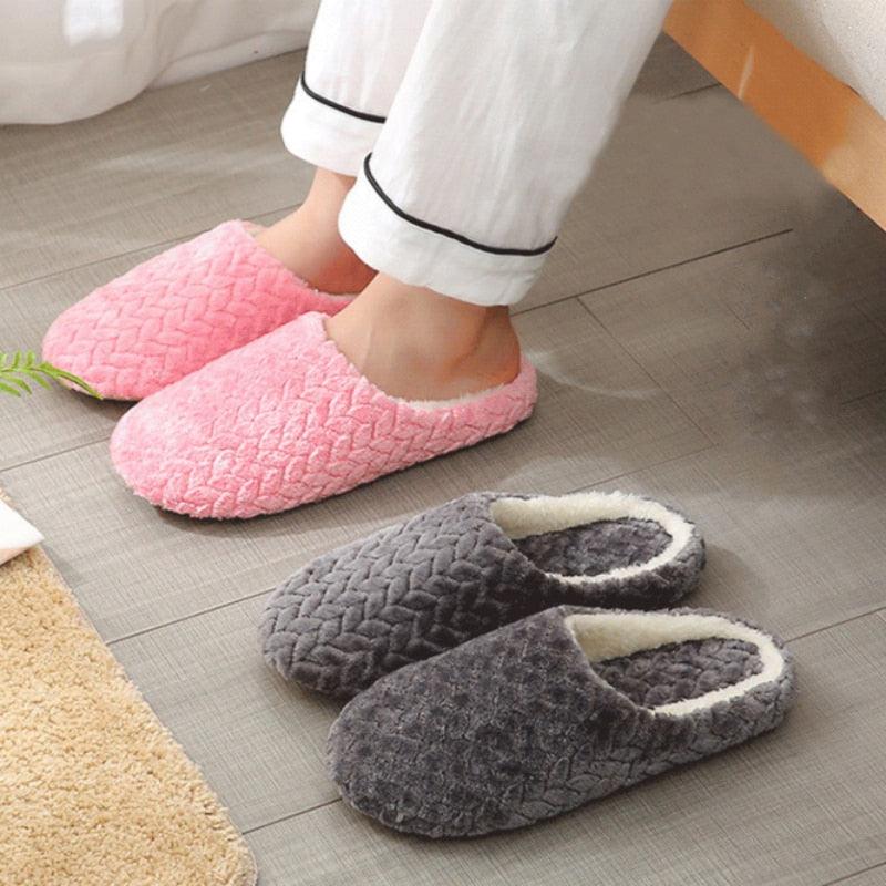 Women Indoor Slippers Warm Plush Home Slipper Autumn Winter Woman House Flat Floor Soft Slipper Silent Slides Plush Fleece Insole Fluffy Slippers For Indoor Home Bedroom