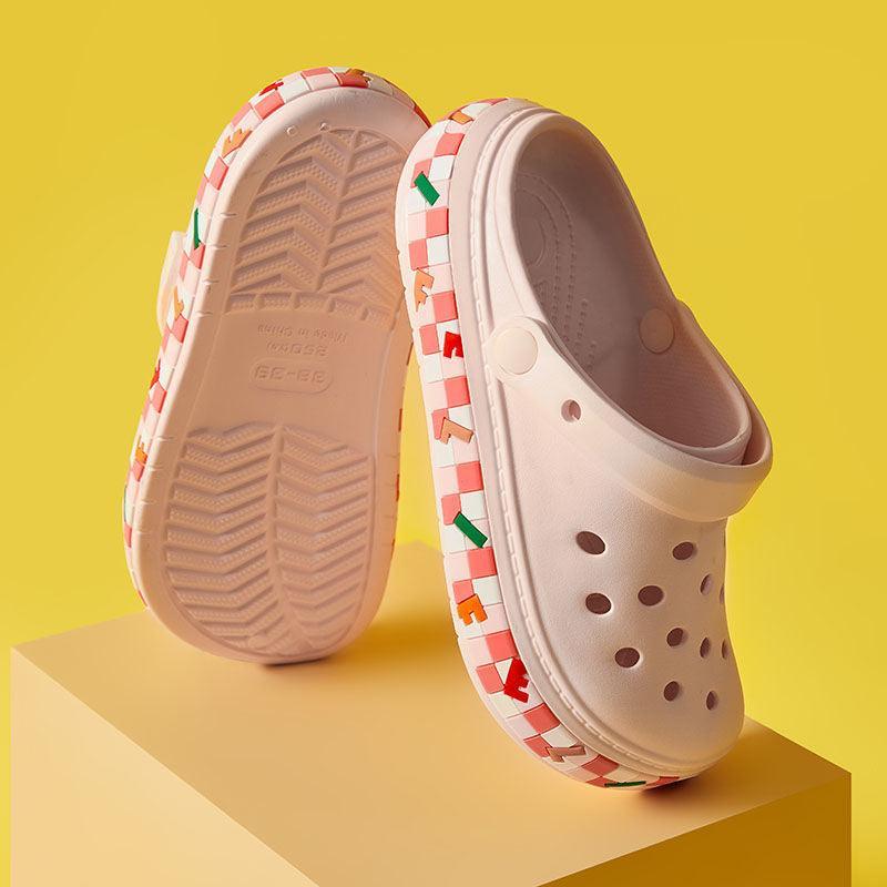 Women's Sandals Slippers Summer Hole Shoes Non-Slip Soft-Soled Beach Sandals Unisex Garden Clogs Shoes Casual Slippers Quick Drying Sandals Summer Anti-Slip Beach Clogs
