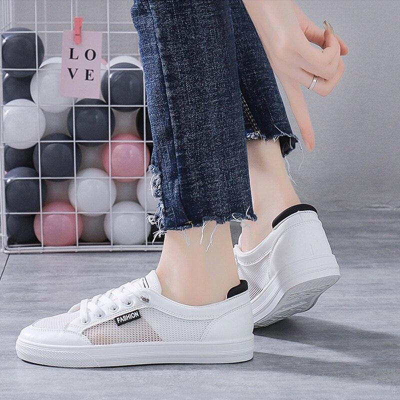 Women's White Casual Sneakers Spring  Summer Breathable Flats Solid Color Mesh Shoes Fashion White Flat Sneakers Women Workout Tennis Walking Gym Fashion Sneakers