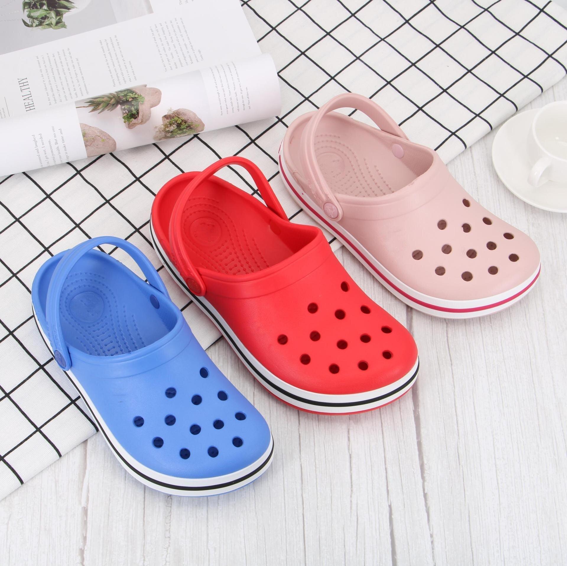 Women Summer Beach Shoes Breathable Garden Clogs Home Shoes Platforms Unisex  Beach Sandals Comfortable Slip On Shoes Lightweight Indoor Outdoor Clogs Shower Water Shoes