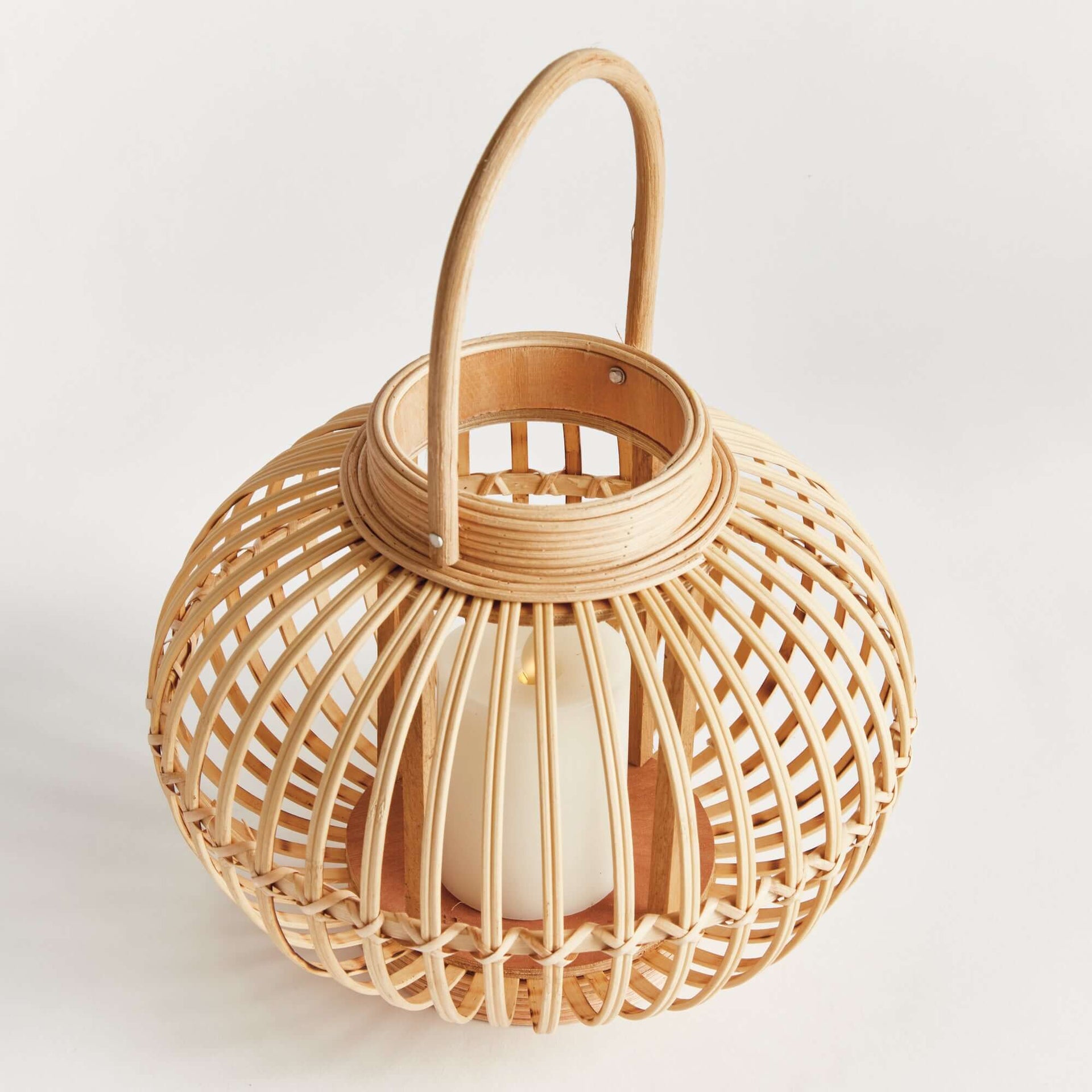 Woven Rattan Bamboo Round Candle Lantern