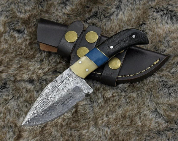 Wraith Damascus Skinning Knife with Ram Horn Handle - Gifts for You 'n Me