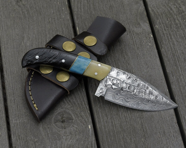Wraith Damascus Skinning Knife with Ram Horn Handle