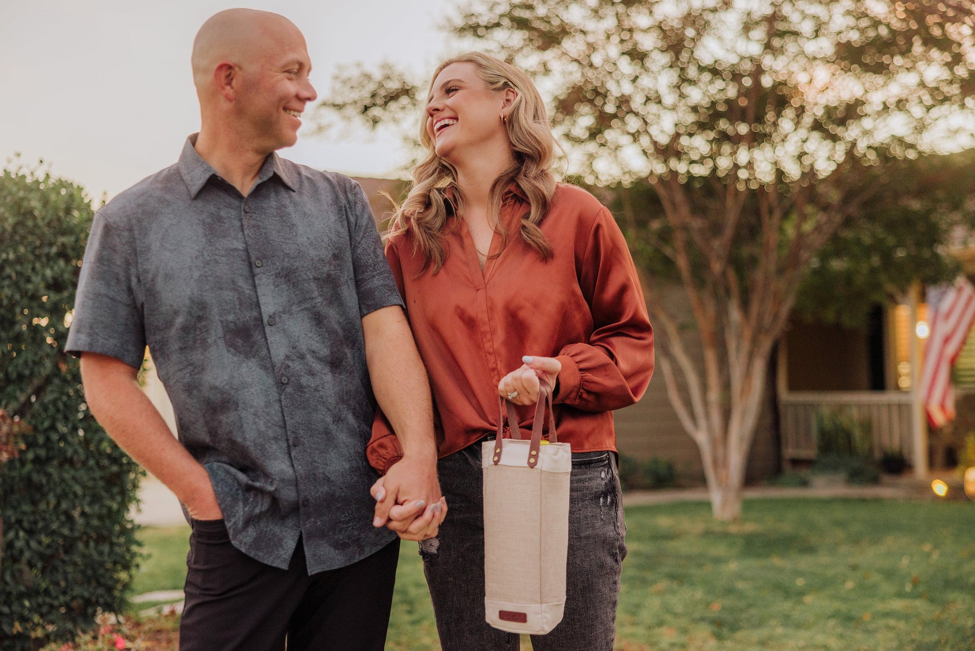 Pinot Jute Single Bottle Insulated Wine Bag