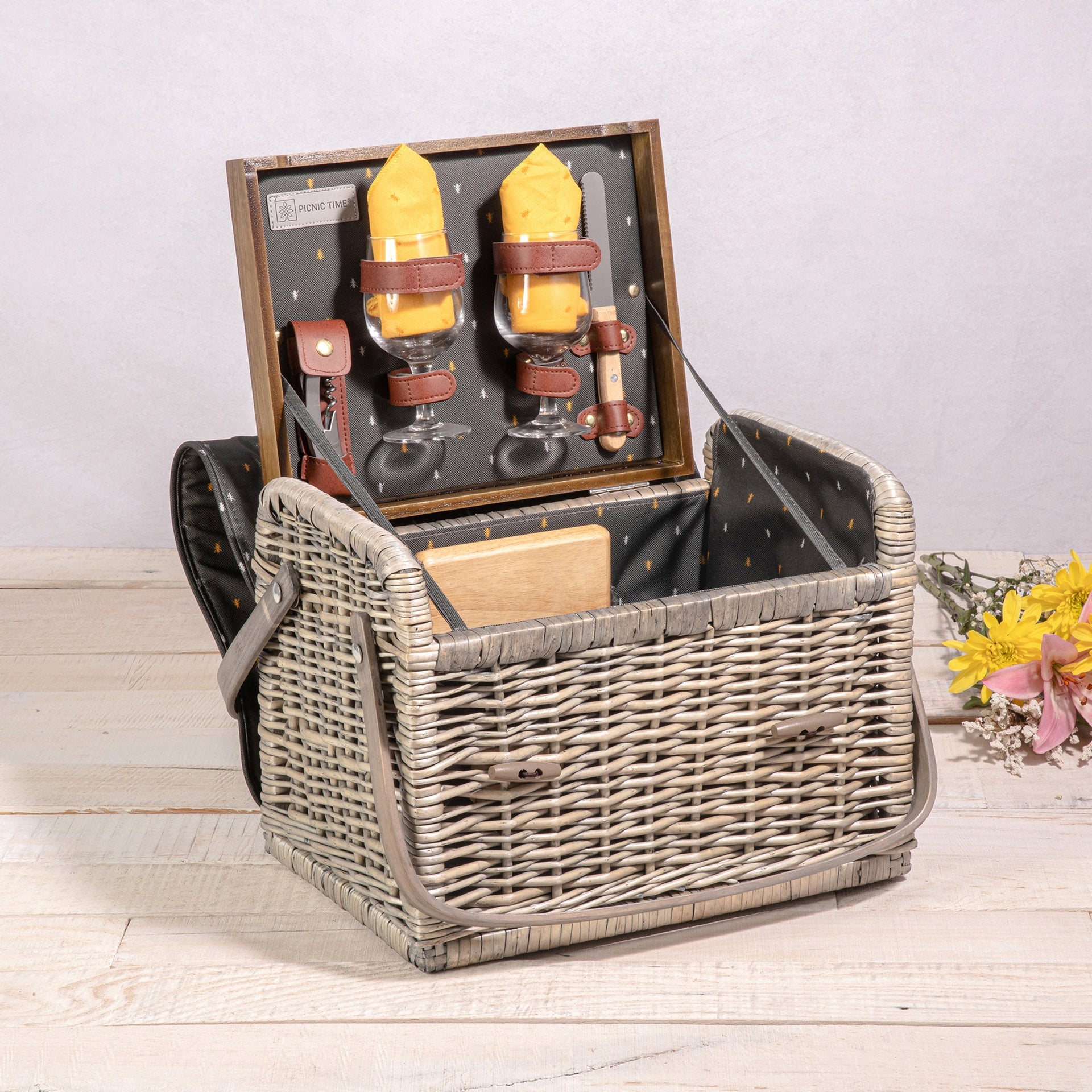 Kabrio Wine & Cheese Picnic Basket Picnic Time Family of Brands