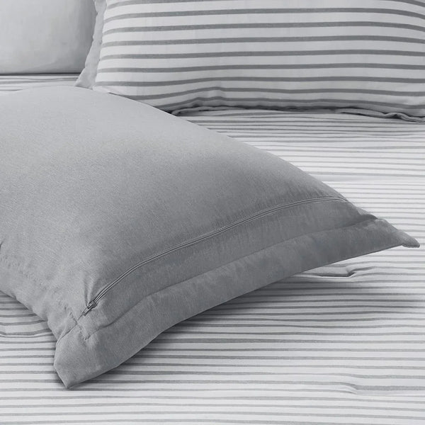 Hayden Reversible Yarn Dyed Down Alternative Comforter Set by Madison park Essentials - Gifts for You 'n Me