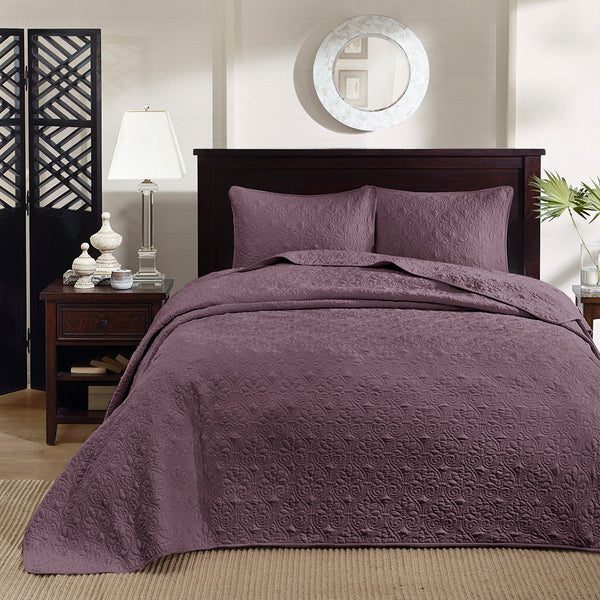 Quebec Reversible Bedspread Set by Madison park