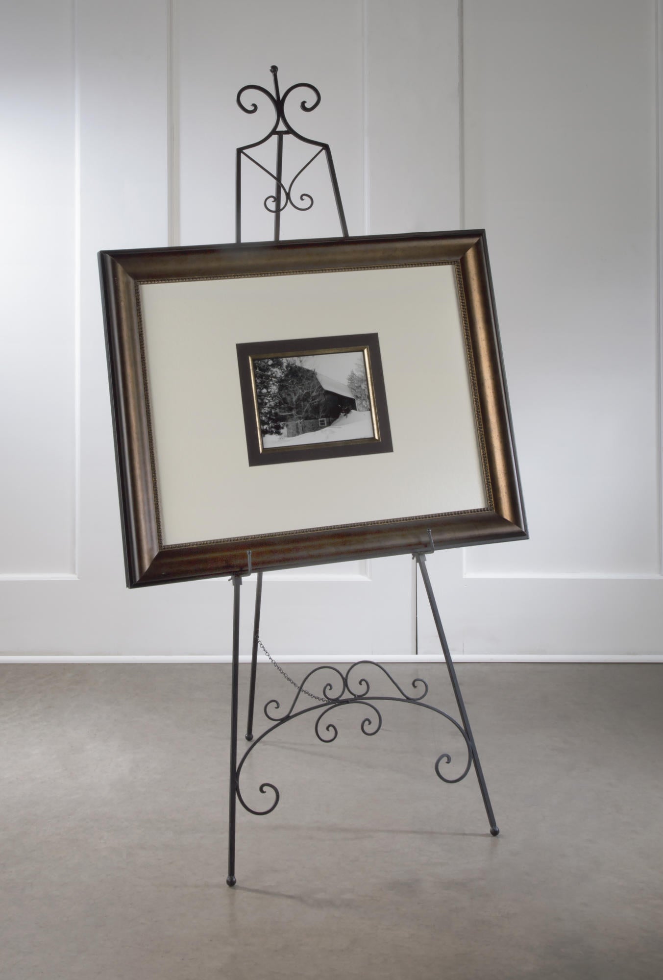 York Black Floor Easel