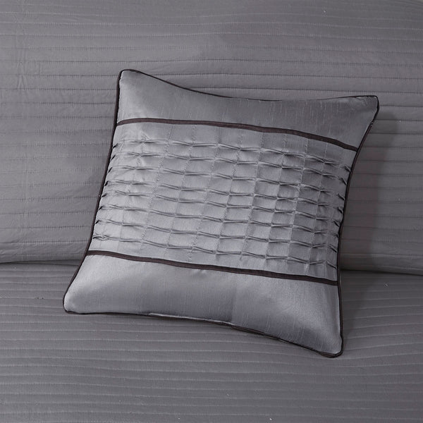 Rhapsody 6 Piece Reversible Jacquard Quilt Set with Throw Pillows in Grey/Taupe