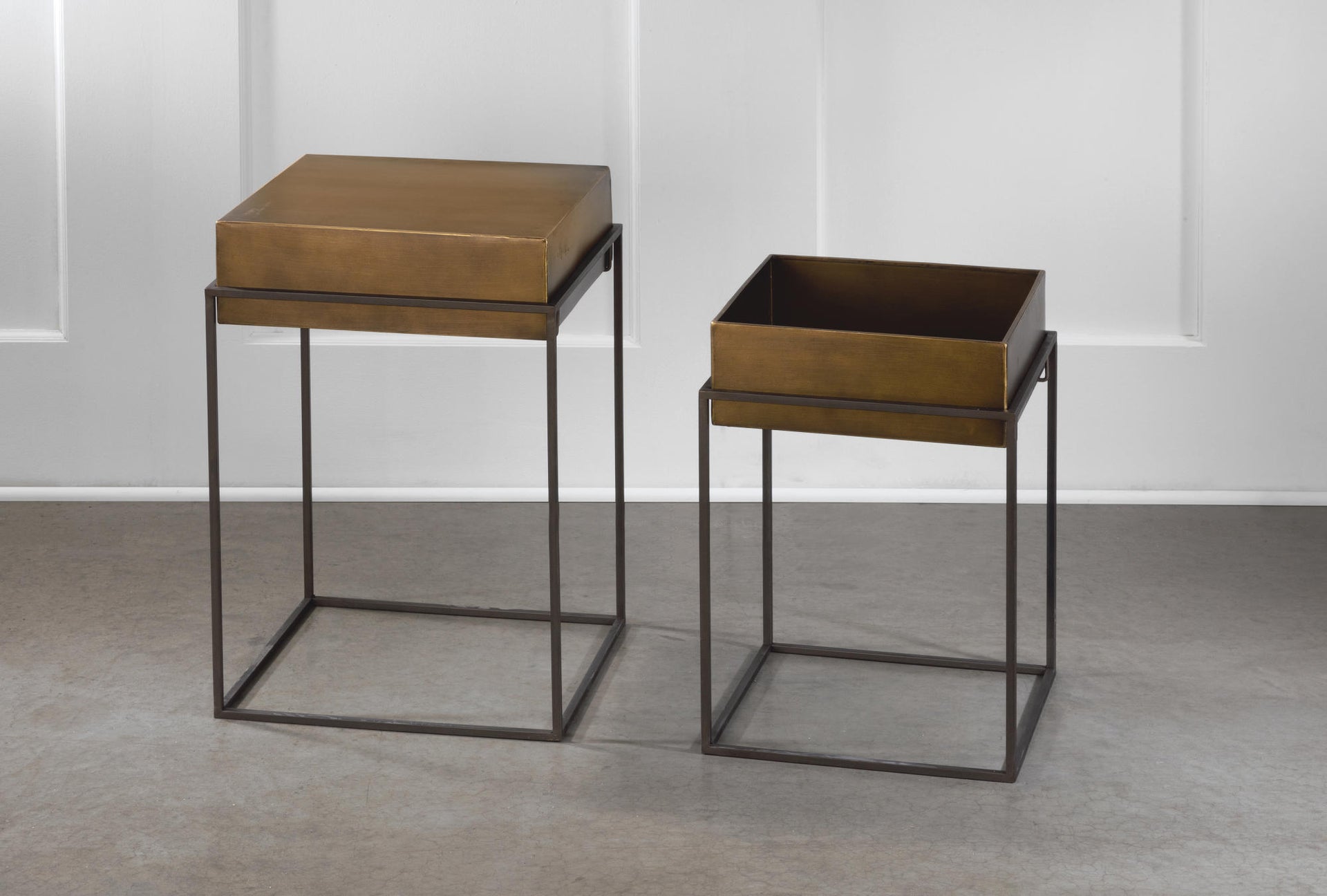 Metal Convertible Side Tables/Bins Set