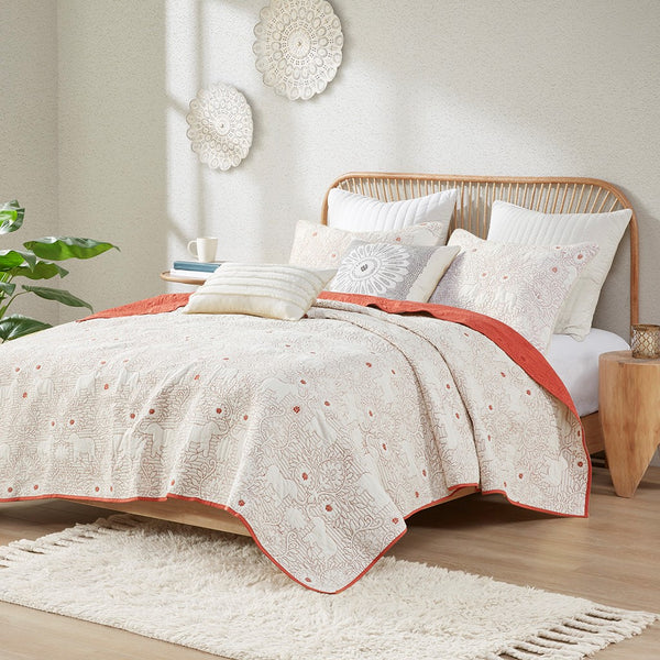 Kandula 3 Piece Reversible Cotton Quilt Set in Coral