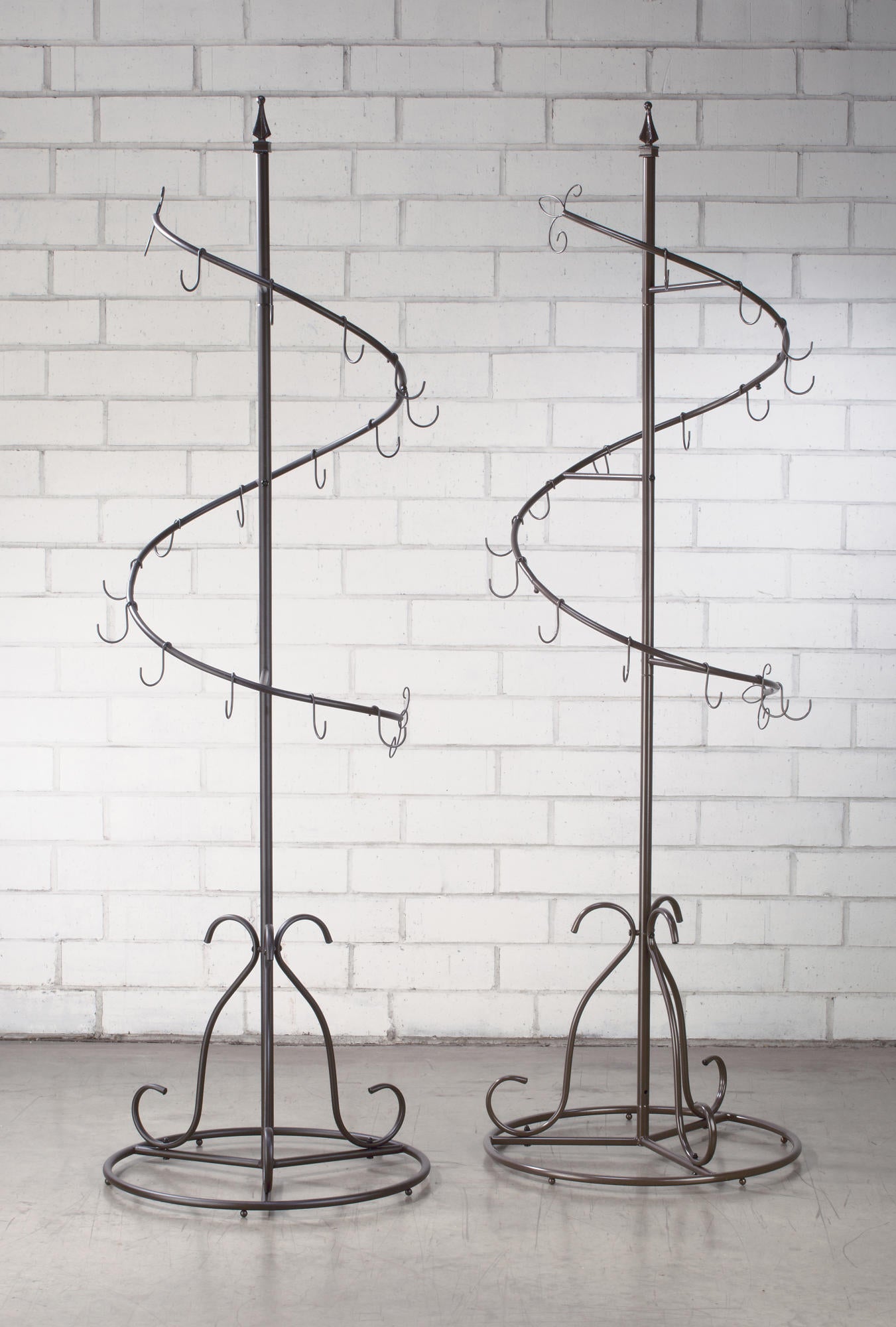 Metal Classic Spiral Purse Tree