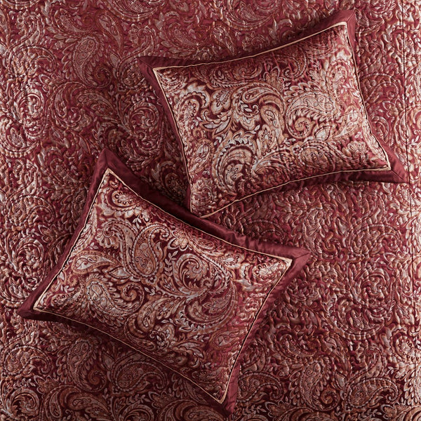 Aubrey 5 Piece Reversible Jacquard Bedspread Set in Burgundy