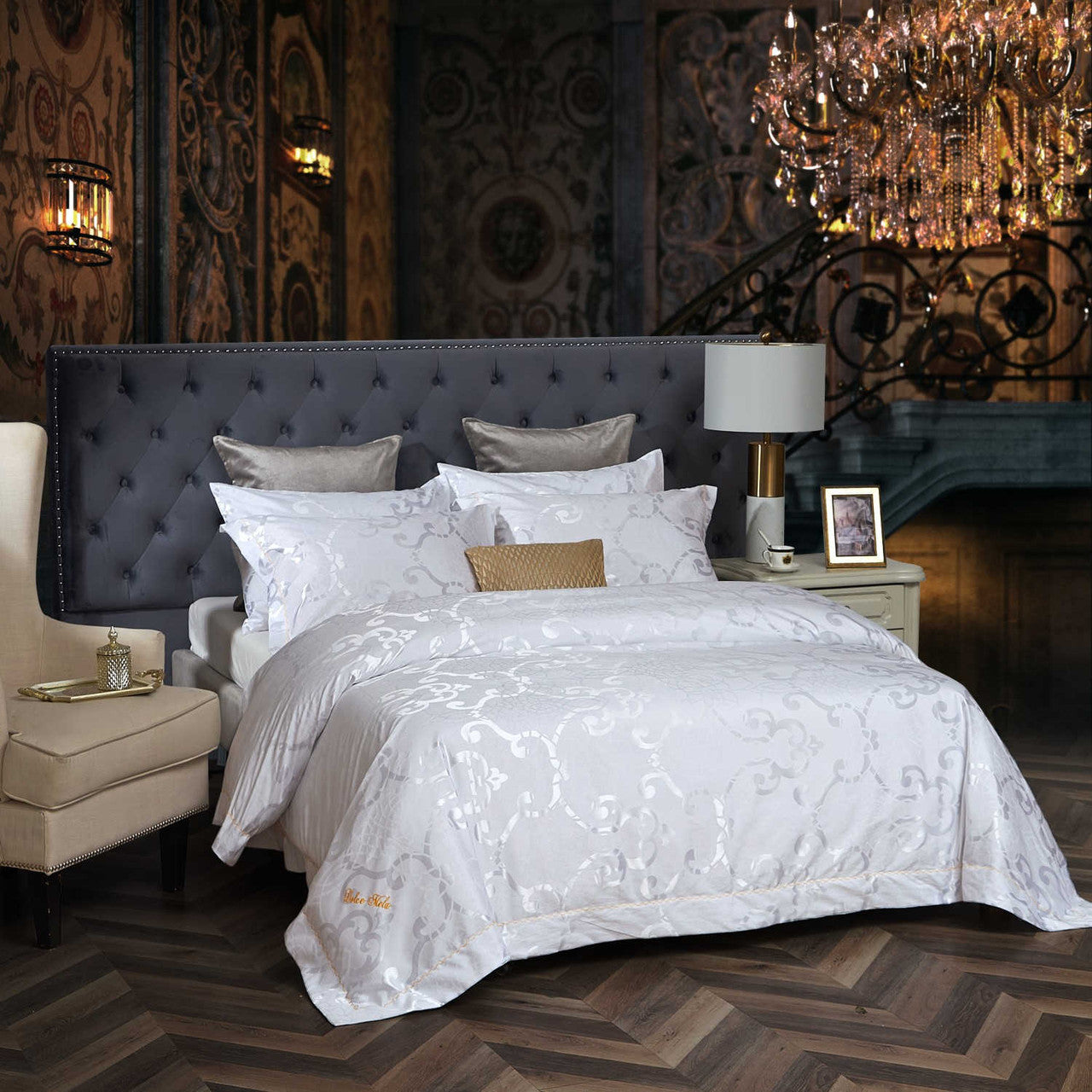 Dolce Mela 6 Pieces Luxury Jacquard Queen Duvet Cover Set -  La Rochelle